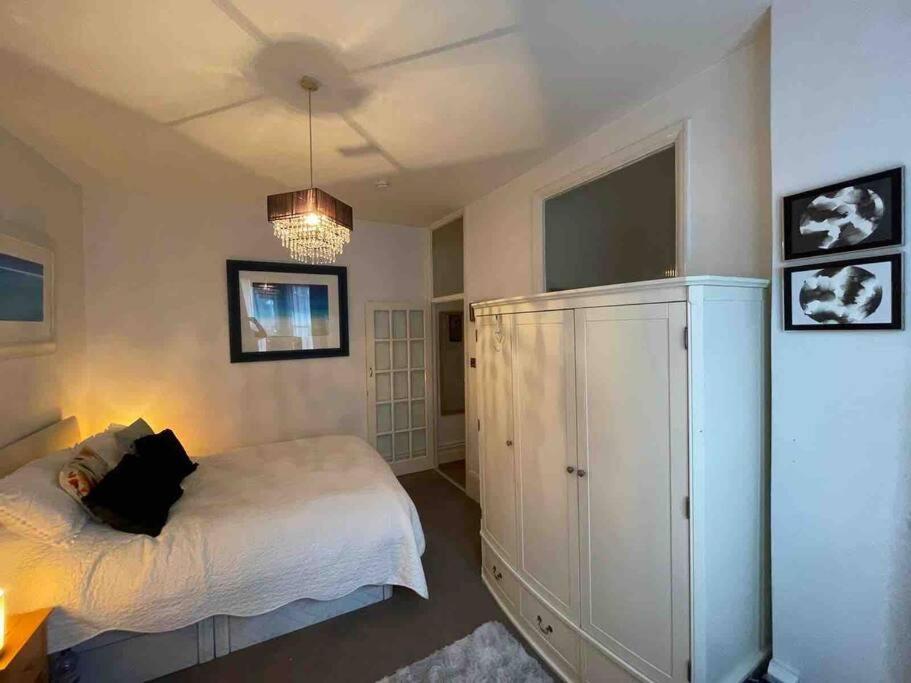 One/Two Bedroom Apartment Close To Sea & Centre Χέιστινγκς Εξωτερικό φωτογραφία