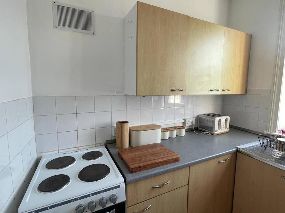 One/Two Bedroom Apartment Close To Sea & Centre Χέιστινγκς Εξωτερικό φωτογραφία